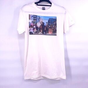 Black Lives Matter t shirt size small